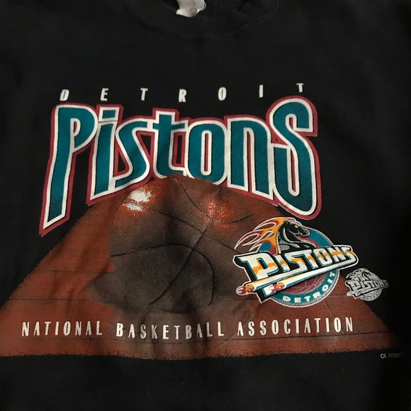 SOLD❌ Vintage Detroit Pistons crewneck - Picture 2 of 4